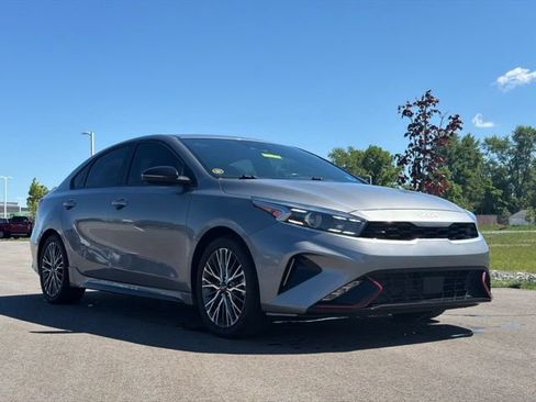 Used 2022 Kia Forte GT-Line w/ GT-Line Premium Package FWD image 1