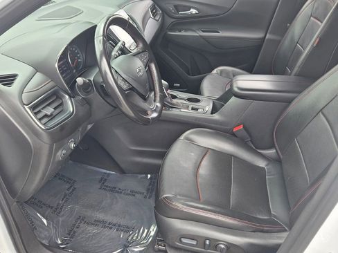 Used 2022 Chevrolet Equinox RS w/ RS Leather Package image 10