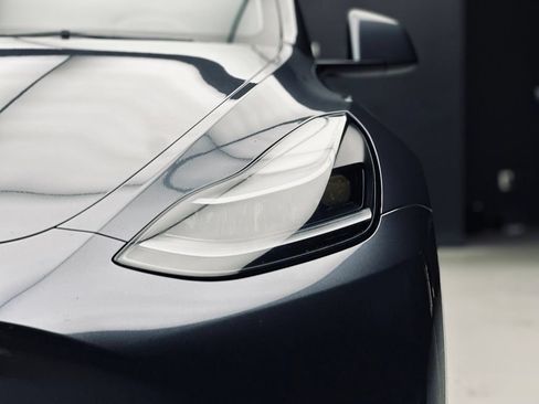 Used 2023 Tesla Model Y Performance AWD/4WD image 13