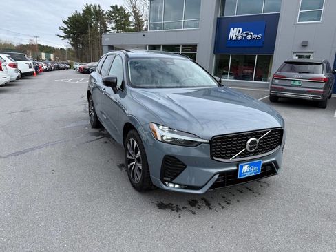 Used 2023 Volvo XC60 B5 Plus w/ Climate Package AWD/4WD image 4
