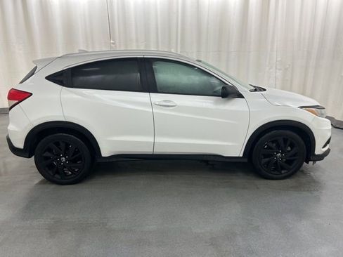 Used 2022 Honda HR-V Sport image 7