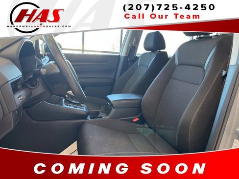 Used 2023 Honda CR-V LX image 12