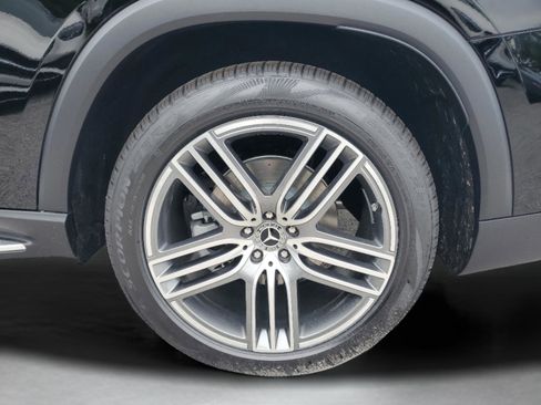 Used 2026 Mercedes-Benz GLS 450 4MATIC image 8