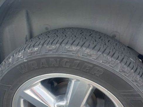 Used 2012 Chevrolet Tahoe LTZ image 15