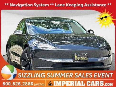 Used 2024 Tesla Model 3 Standard Range RWD image 1