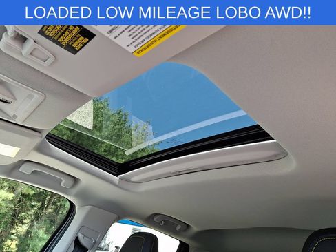 Used 2025 Ford Maverick Lobo AWD/4WD image 27