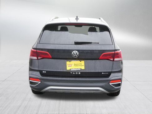 Used 2023 Volkswagen Taos SE w/ Panoramic Sunroof Package AWD/4WD image 6
