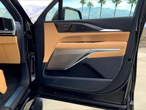 New 2025 Cadillac Escalade IQ Luxury 2 AWD/4WD image 34