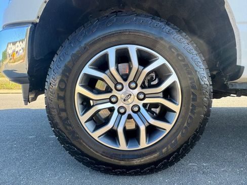 Used 2021 Ford F150 Lariat w/ Equipment Group 501A Mid AWD/4WD image 10