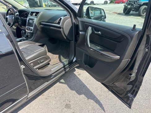 Used 2017 GMC Acadia Limited SLT AWD/4WD image 33