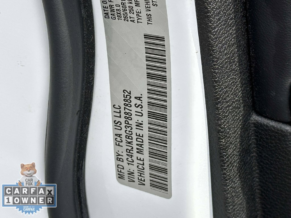 Used 2023 Jeep Grand Cherokee L Limited w/ Luxury Tech Group II AWD/4WD image 36