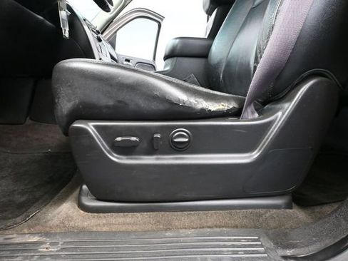 Used 2012 GMC Yukon XL SLT w/ SLT-2 Equipment Package AWD/4WD image 20