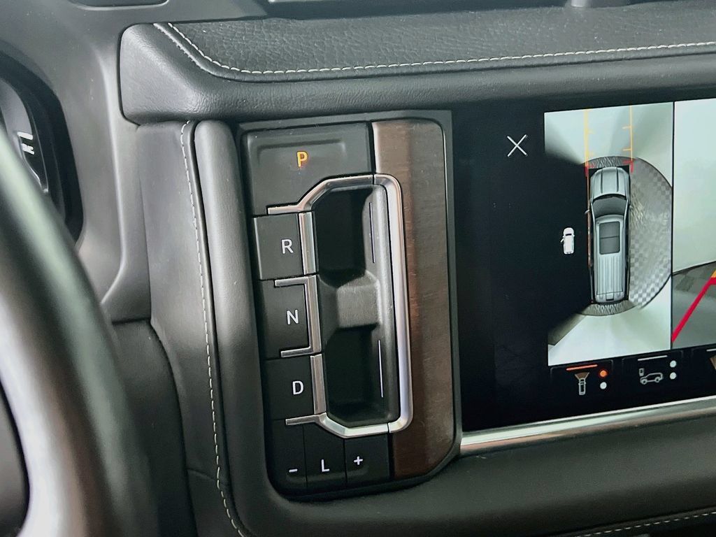 Certified 2024 GMC Yukon XL Denali Ultimate AWD/4WD image 16