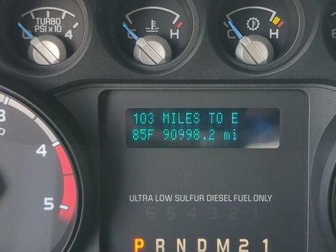 Used 2011 Ford F250 XLT w/ XLT Interior Pkg AWD/4WD image 21