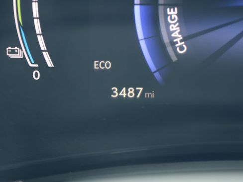 Used 2026 Lexus NX 450h+ F Sport w/ Accessory Package (2T) AWD/4WD image 21