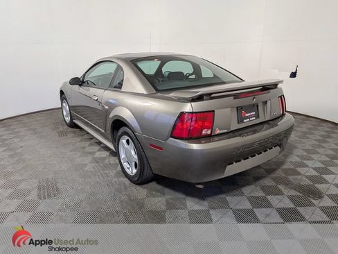 Used 2002 Ford Mustang Coupe RWD image 4
