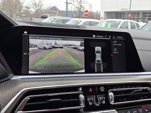 Used 2023 BMW X6 xDrive40i w/ M Sport Package image 20