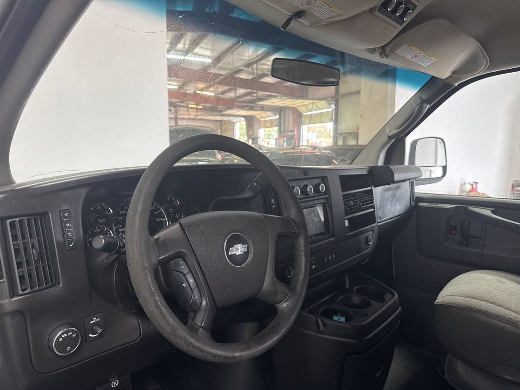 Used 2013 Chevrolet Express 3500 LT w/ LT Preferred Equipment Group RWD image 5