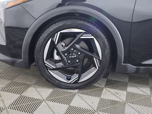 Used 2025 Kia K4 EX image 17