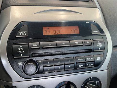 Used 2003 Nissan Altima 3.5 SE FWD image 18