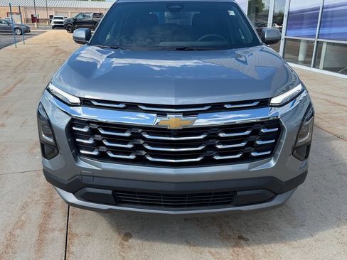 New 2026 Chevrolet Equinox LT w/ Convenience Package II AWD/4WD image 10