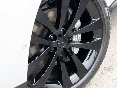 New 2026 Land Rover Range Rover Sport SE AWD/4WD image 9