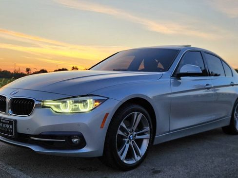 Used 2018 BMW 330i xDrive Sedan AWD/4WD image 20
