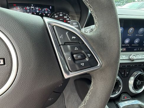 Used 2021 Chevrolet Camaro SS RWD image 25