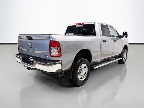 Used 2024 RAM 2500 Tradesman w/ Chrome Appearance Group AWD/4WD image 7