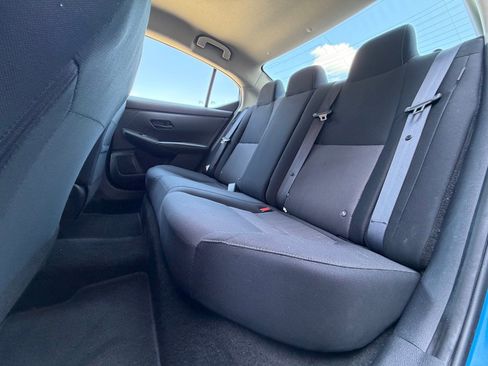 Used 2025 Nissan Sentra SV image 8