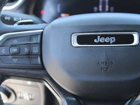 Used 2024 Jeep Grand Cherokee Limited 4xe AWD/4WD image 22