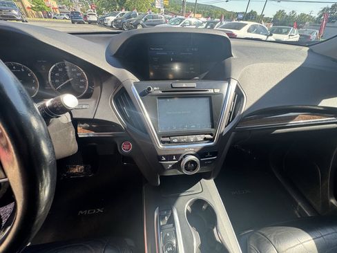 Used 2020 Acura MDX SH-AWD image 32