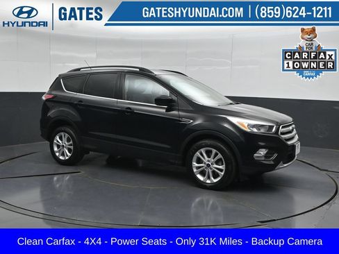 Used 2018 Ford Escape SE AWD/4WD image 1