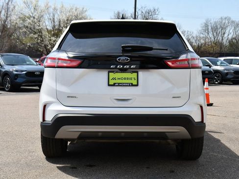 Used 2024 Ford Edge SEL w/ Convenience Package image 5