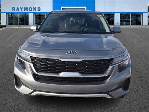 Certified 2021 Kia Seltos LX image 8