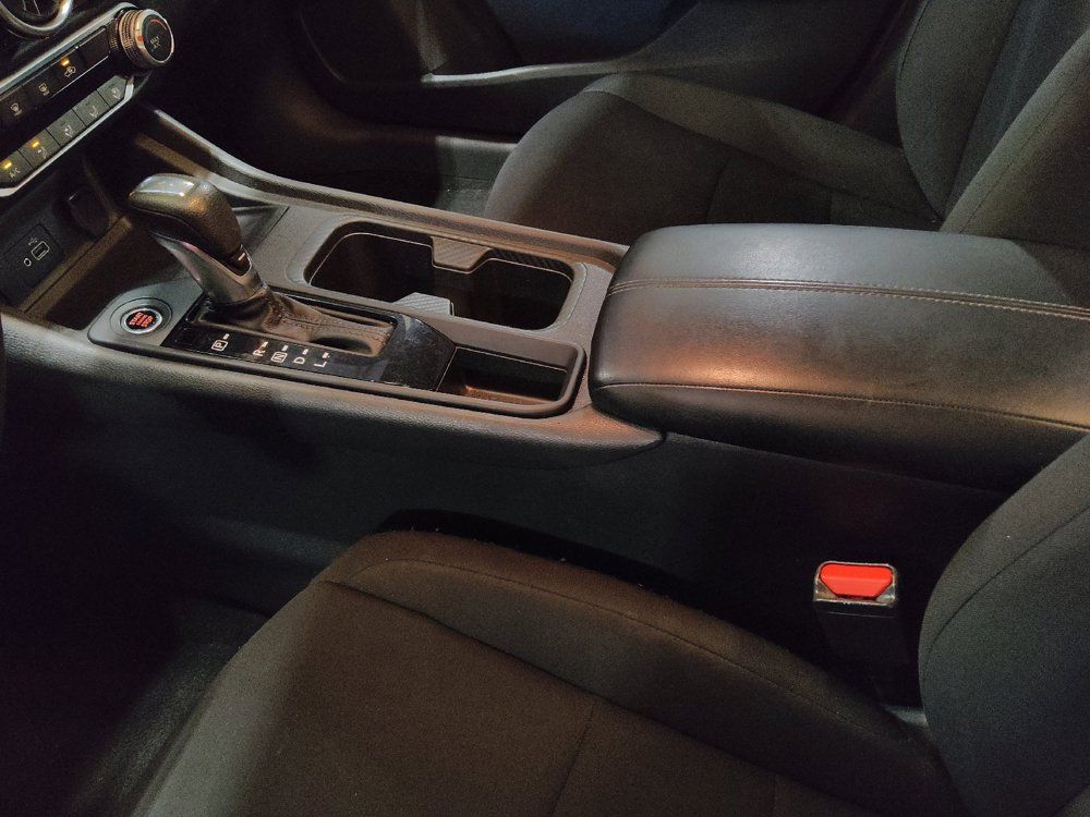 Used 2024 Nissan Sentra S FWD image 26