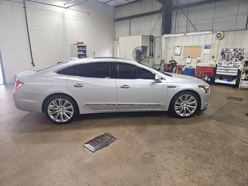 Used 2017 Buick LaCrosse Premium w/ Driver Confidence Package #2 AWD/4WD image 8