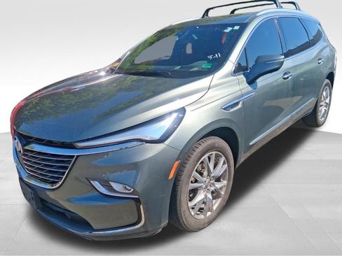 Used 2023 Buick Enclave Premium w/ Experience Buick Package FWD image 16