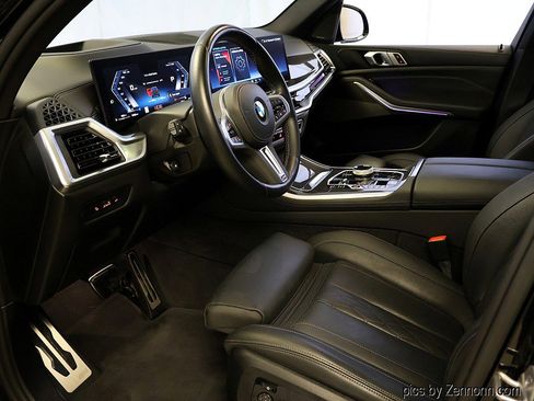 Certified 2024 BMW X5 M60i AWD/4WD image 11