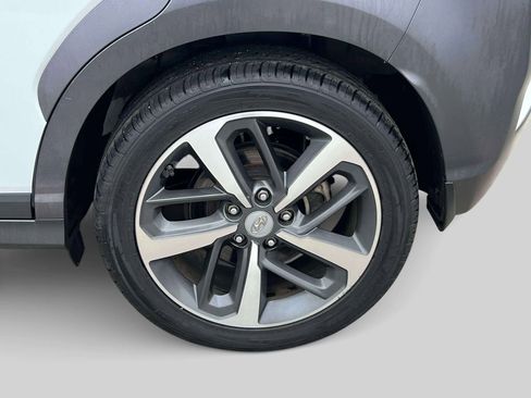 Used 2021 Hyundai Kona Ultimate w/ Cargo Package AWD/4WD image 8
