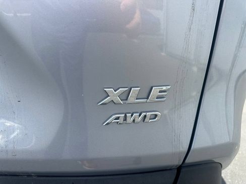 Used 2024 Toyota RAV4 XLE AWD/4WD image 5