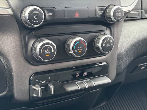 Used 2021 RAM 1500 Big Horn AWD/4WD image 24