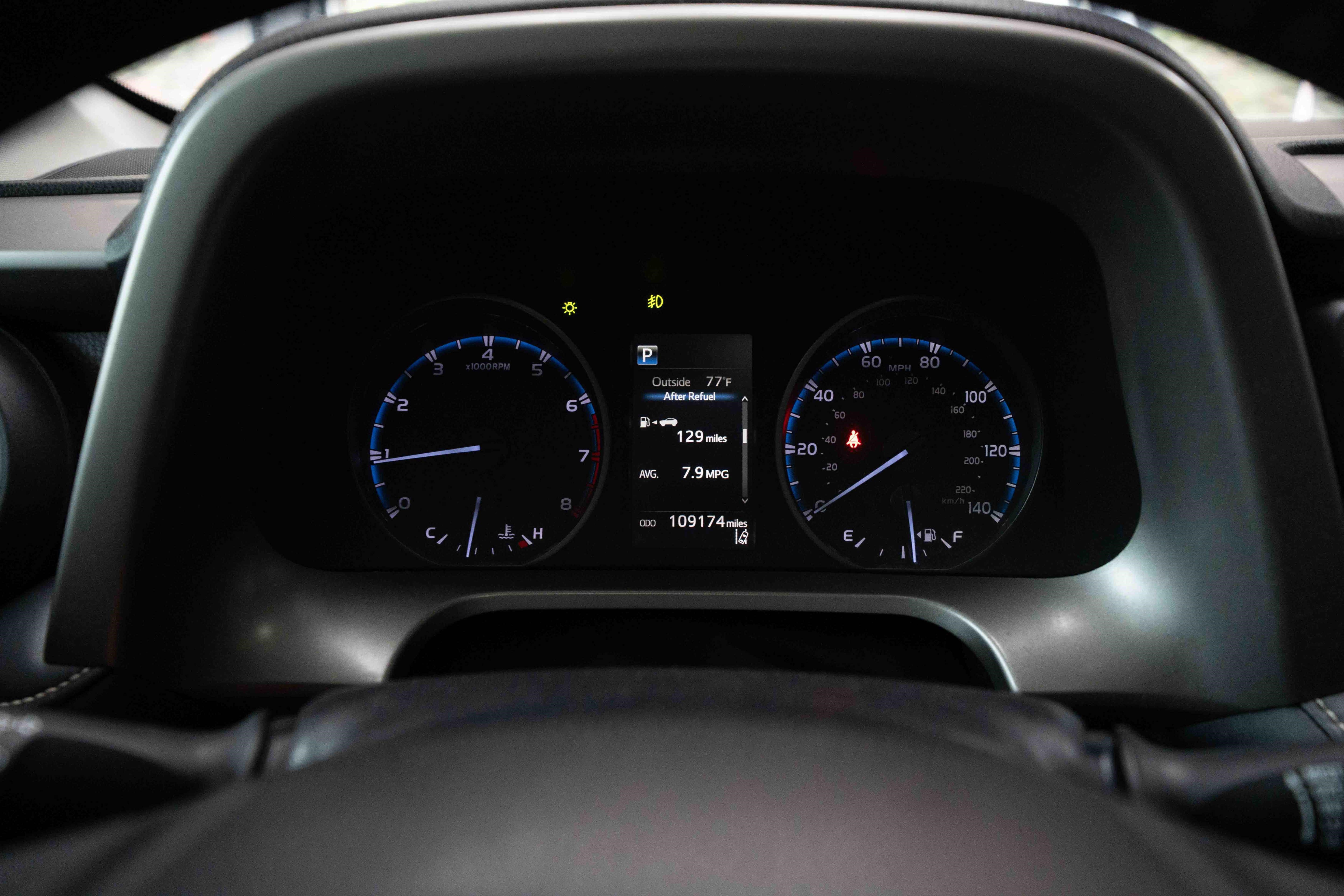 Used 2018 Toyota RAV4 XLE AWD/4WD image 16