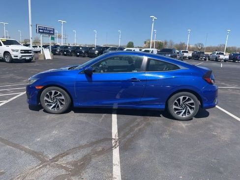 Used 2018 Honda Civic LX-P image 4