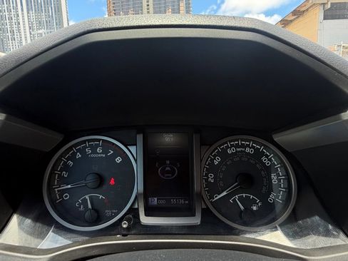 Used 2019 Toyota Tacoma SR5 RWD image 19