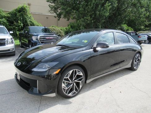 Used 2023 Hyundai Ioniq 6 SEL w/ Cargo Package RWD image 4