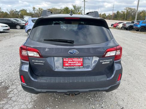 Used 2017 Subaru Outback 2.5i Limited image 4