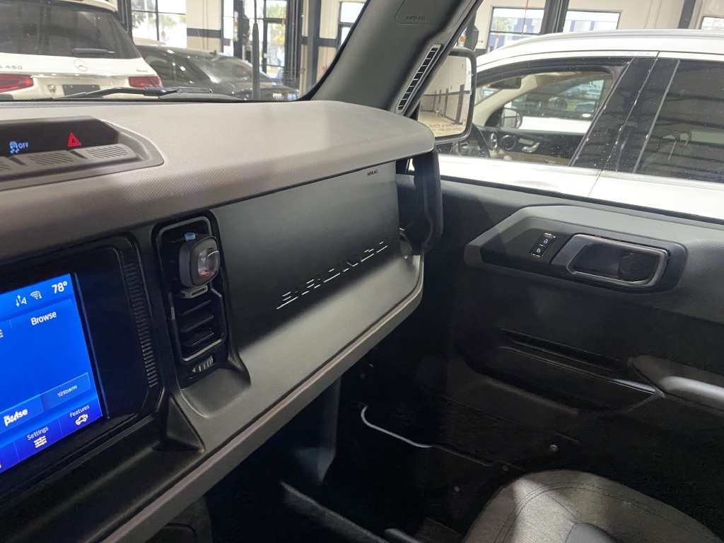 Used 2023 Ford Bronco Big Bend w/ Sasquatch Package AWD/4WD image 4