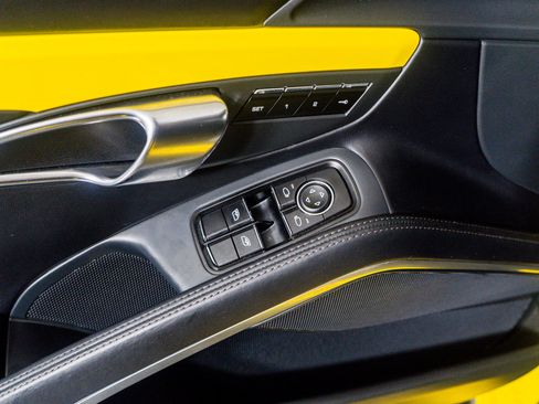 Used 2015 Porsche 911 Turbo w/ Sport Chrono Package image 34