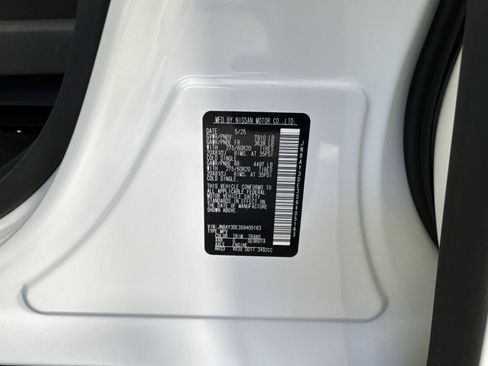 New 2025 Nissan Armada PRO-4X image 37